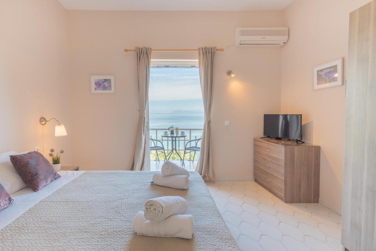 Eden Sea View Studios Mesongí Екстериор снимка
