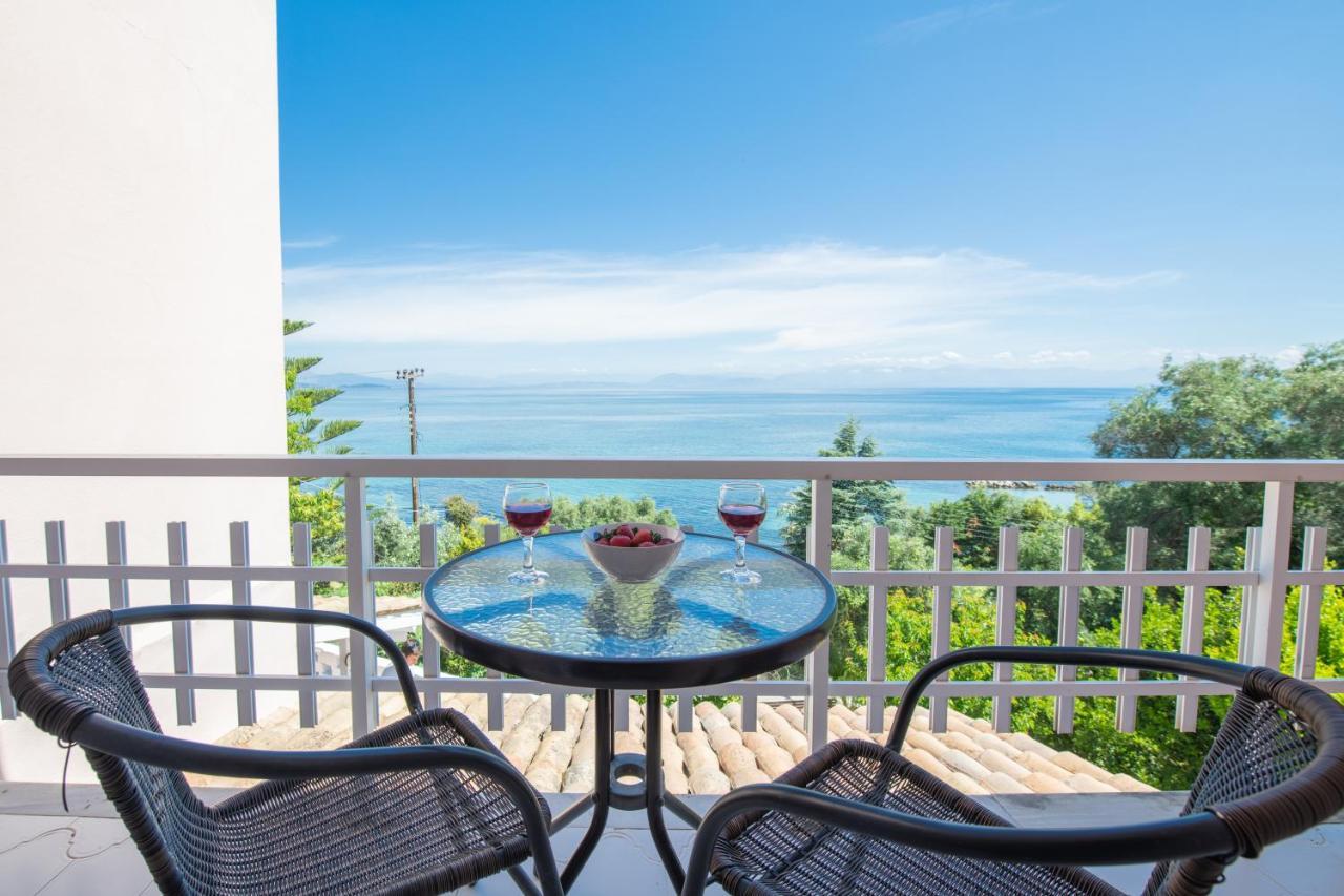 Eden Sea View Studios Mesongí Екстериор снимка