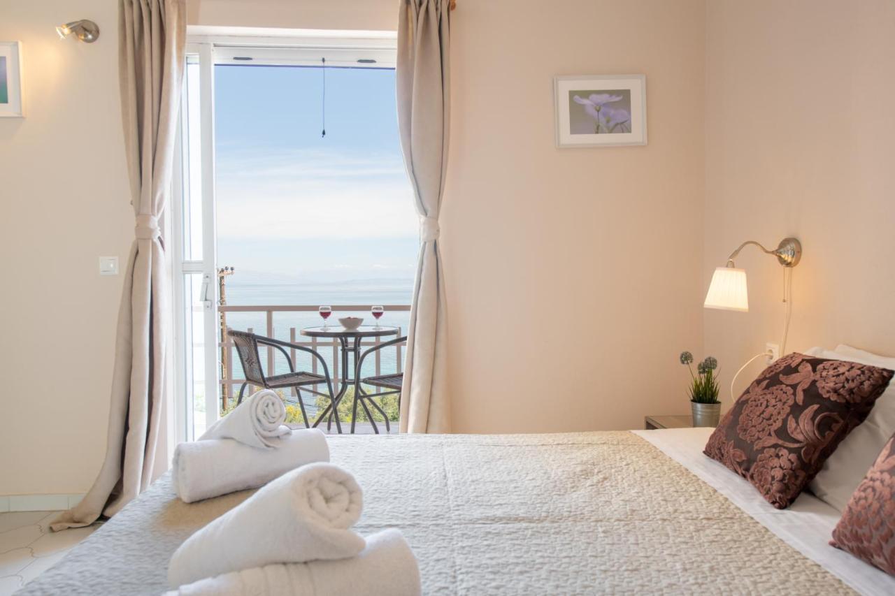 Eden Sea View Studios Mesongí Екстериор снимка